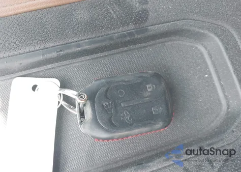 2019 Chevrolet Silverado 1500 High Country из США, поврежденный, VIN 3GCUYHED3KG253297